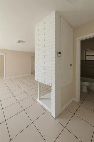 $3,200 | 6721 McClellan Street, Hollywood, FL 33024