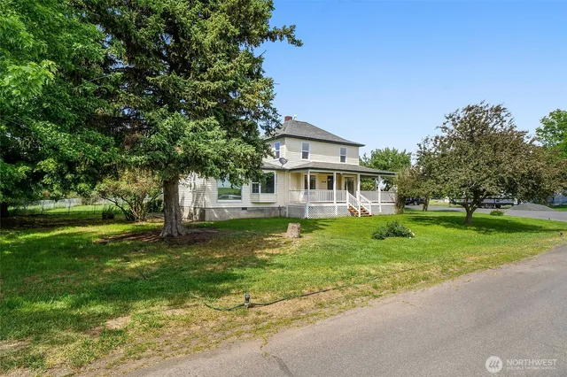 $285,000 | 449 Northeast Cliff Avenue, Wilbur, WA 99185