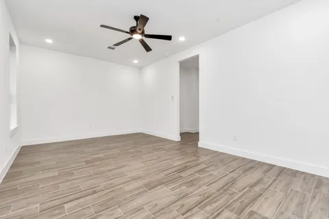 $339,000 | 5616 Savyon Drive, Houston, TX 77091