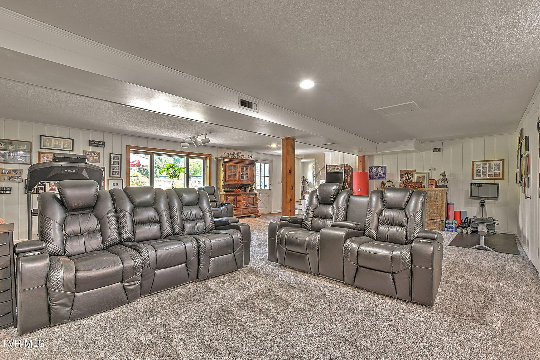 207 Maple Tree Drive Bristol, TN 37620 - Photo 48 of 85 61-web-or-mls-207 Maple Tree GUnit-61