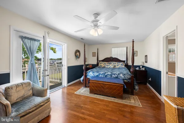 $949,500 | 3685 1st Avenue, Edgewater, MD 21037