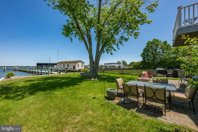 a house view with a outdoor space