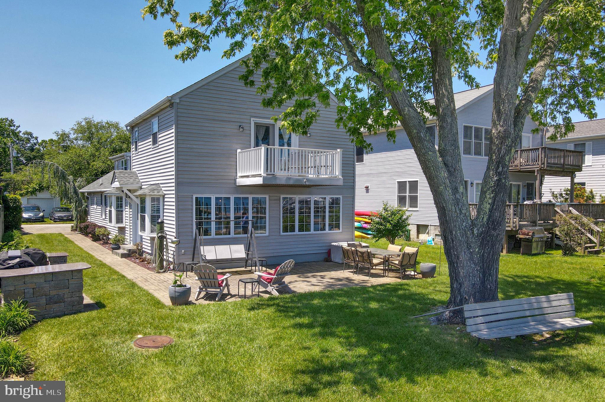 3685 1st Avenue Edgewater, MD 21037 - Photo 3 of 41 a front view of house with yard and green space