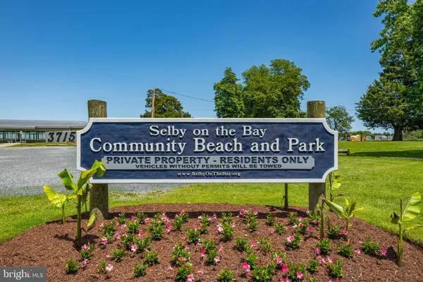 $949,500 | 3685 1st Avenue, Edgewater, MD 21037