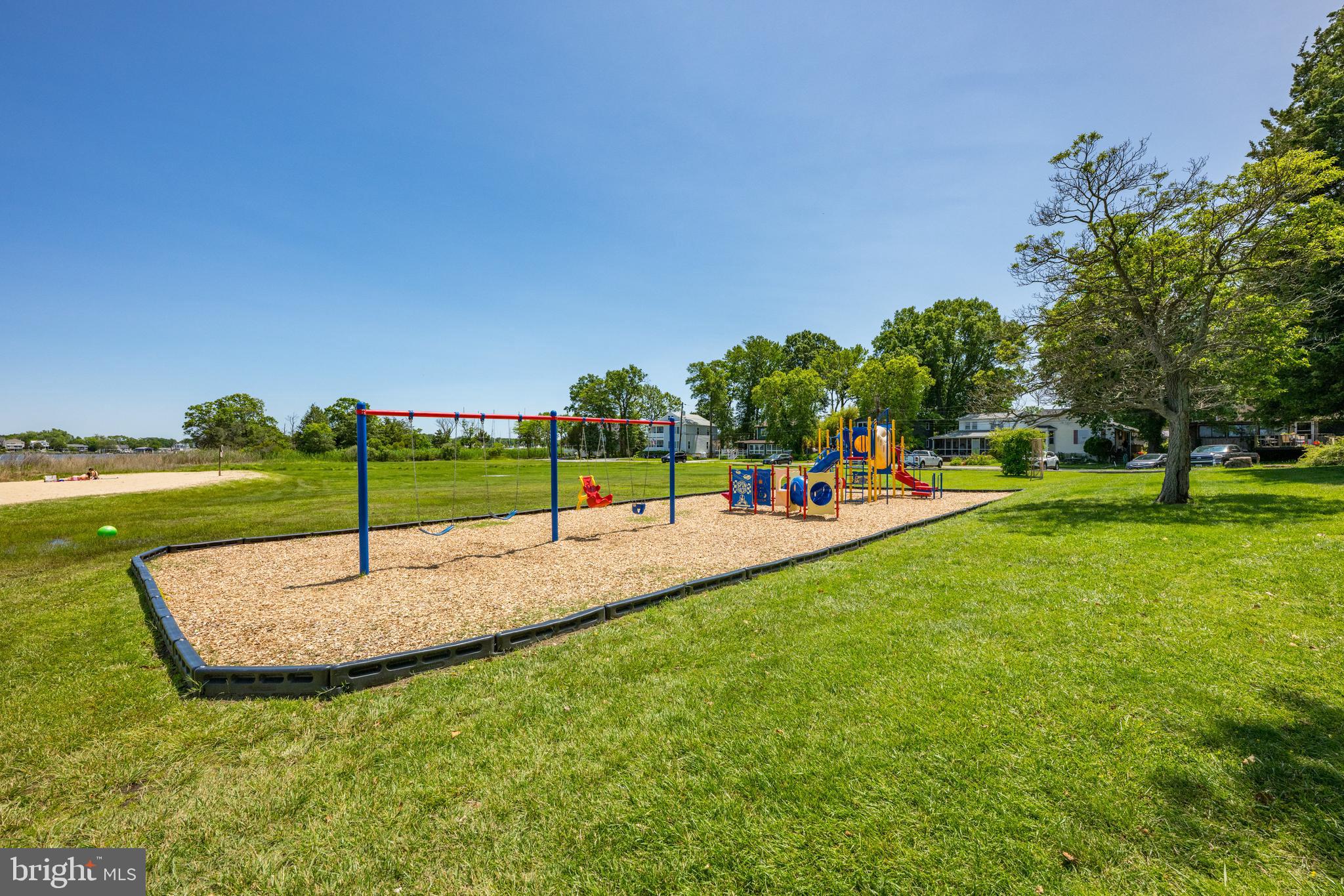 3685 1st Avenue Edgewater, MD 21037 - Photo 39 of 41 a view of a park with large trees