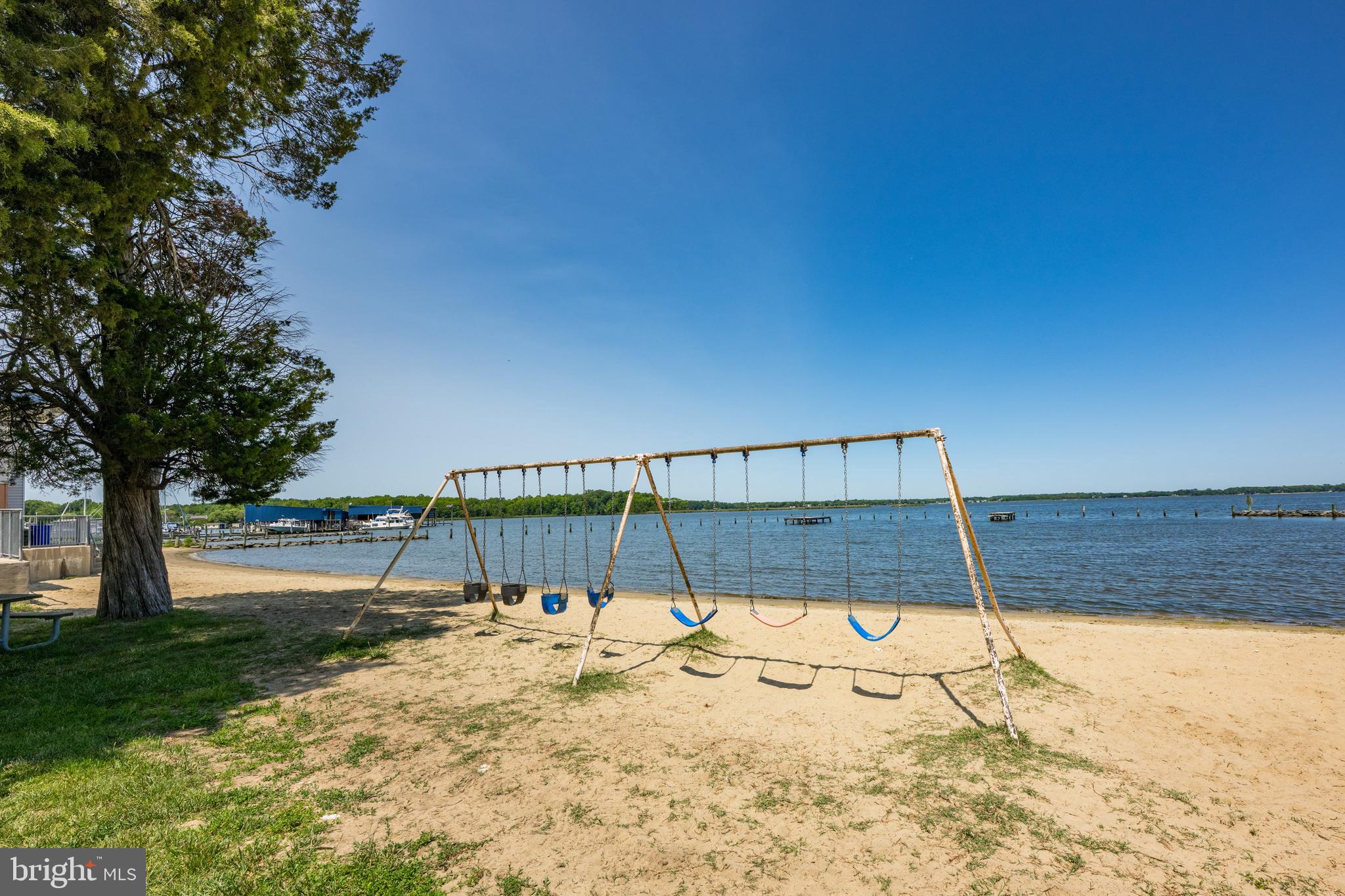 3685 1st Avenue Edgewater, MD 21037 - Photo 40 of 41 a view of a backyard