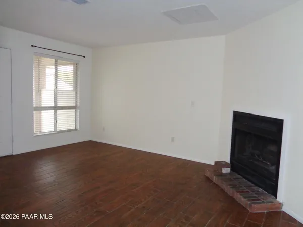 $299,000 | 3168 Shoshone Drive, Unit 10A, Prescott, AZ 86301