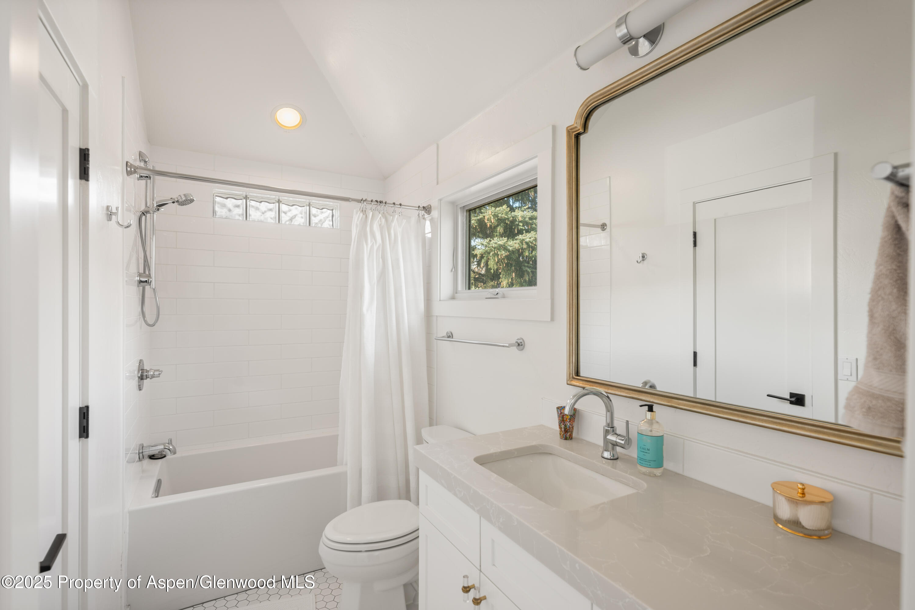 1018 Lauren Lane Basalt, CO 81621 - Photo 20 of 32 bathroom for bedroom 2 and 3