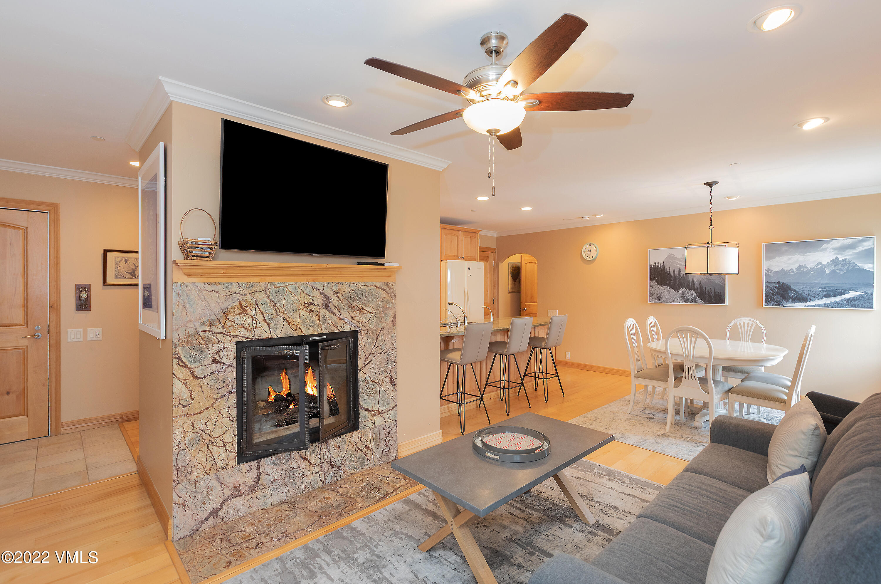 180 Offerson Road, Unit 21 Beaver Creek, CO 81620 - Photo 1 of 15 Living Area