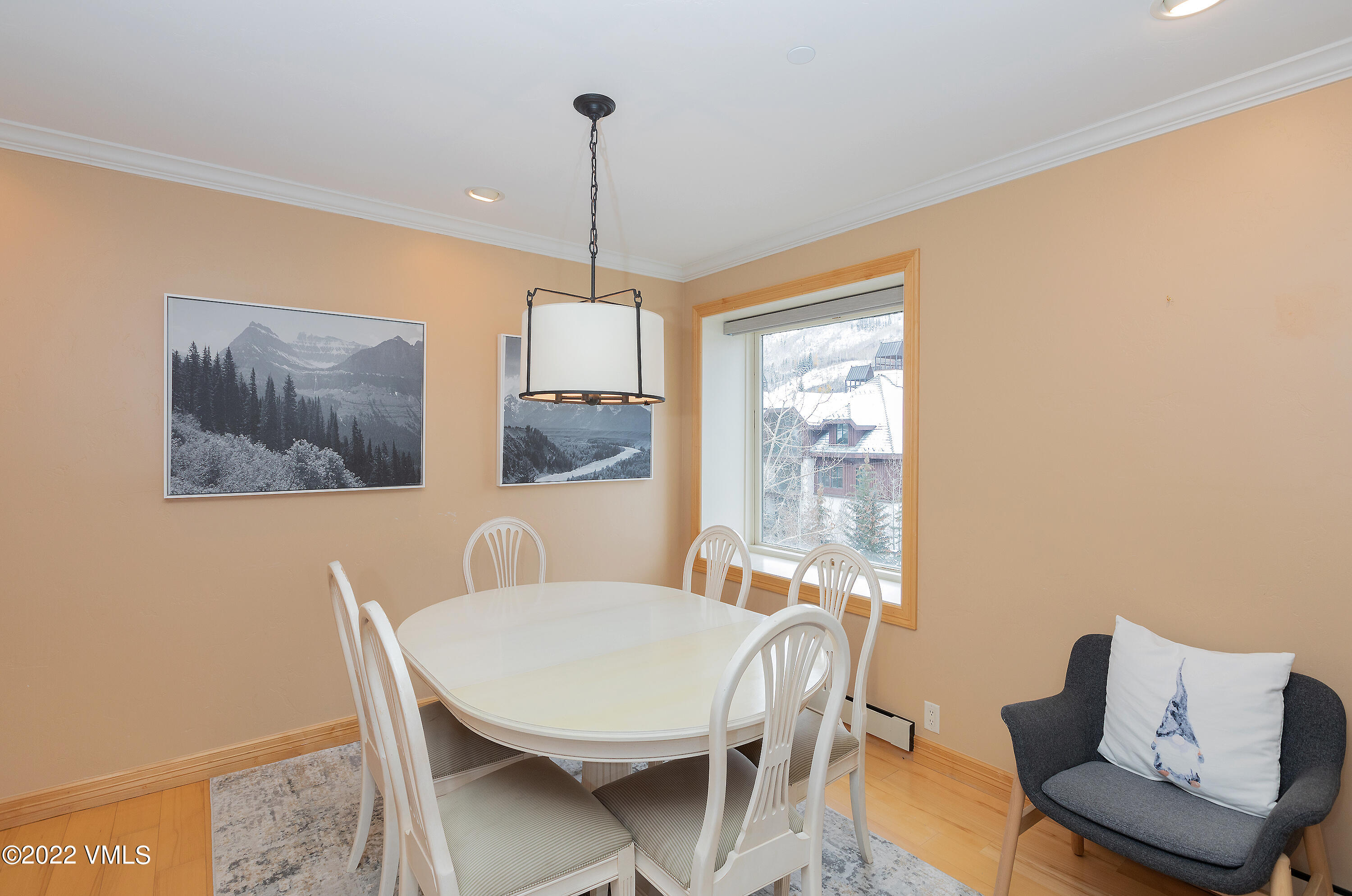 180 Offerson Road, Unit 21 Beaver Creek, CO 81620 - Photo 5 of 15 Dining Area