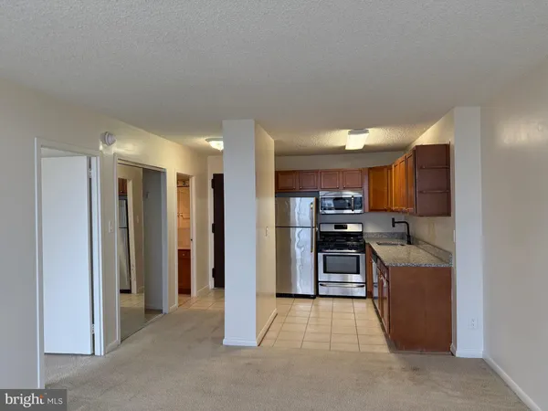 $1,850 | 5225 Pooks Hill Road, Unit 1517N, Bethesda, MD 20814