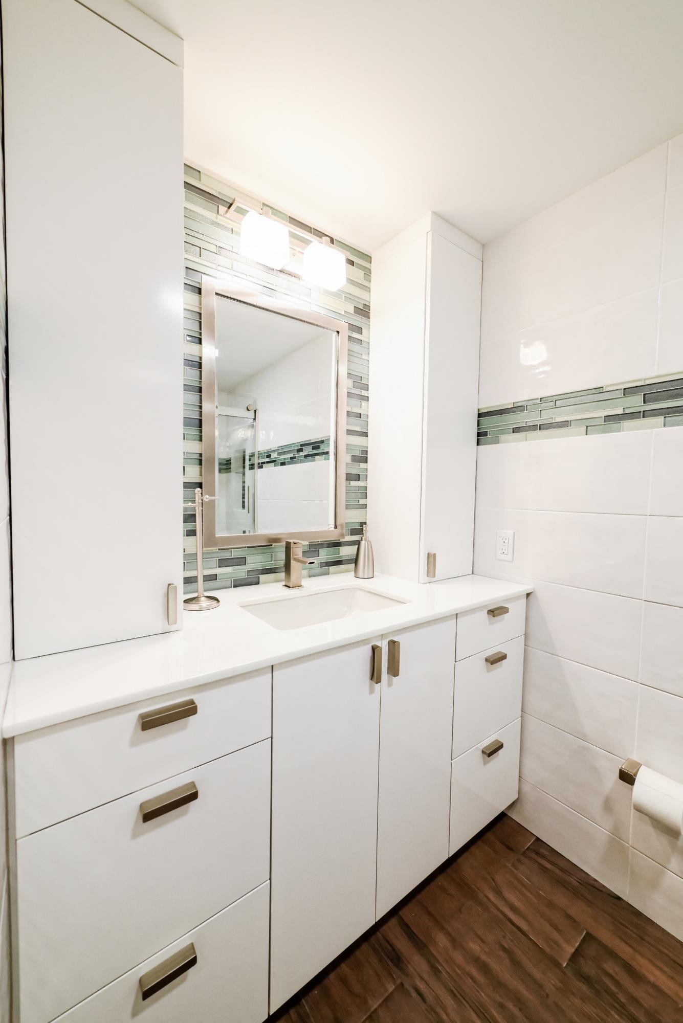 15 South Golfview Road, Unit 402 Lake Worth Beach, FL 33460 - Photo 2 of 13 002