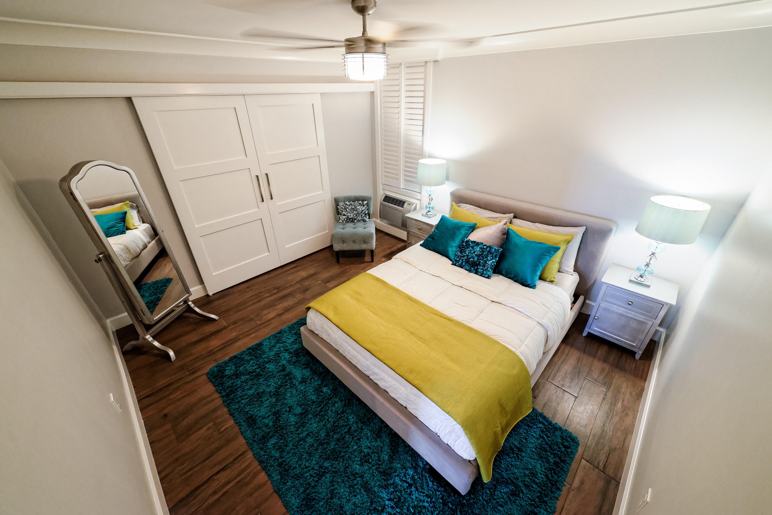 15 South Golfview Road, Unit 402 Lake Worth Beach, FL 33460 - Photo 4 of 13 004