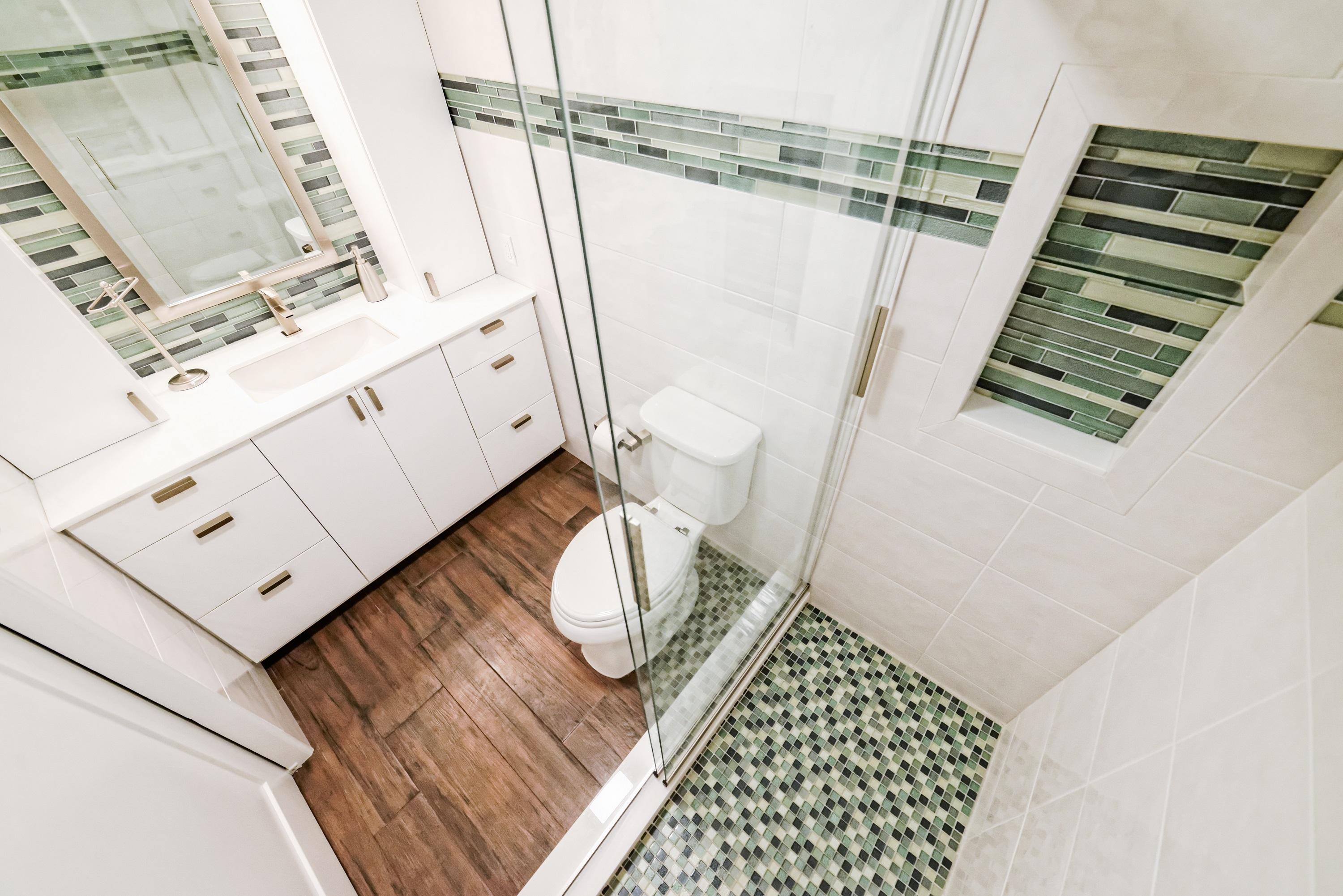 15 South Golfview Road, Unit 402 Lake Worth Beach, FL 33460 - Photo 10 of 13 010