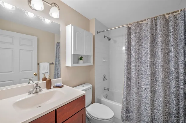 $832,500 | 169 Monsignor O'Brien Highway, Unit 605, Cambridge, MA 02141