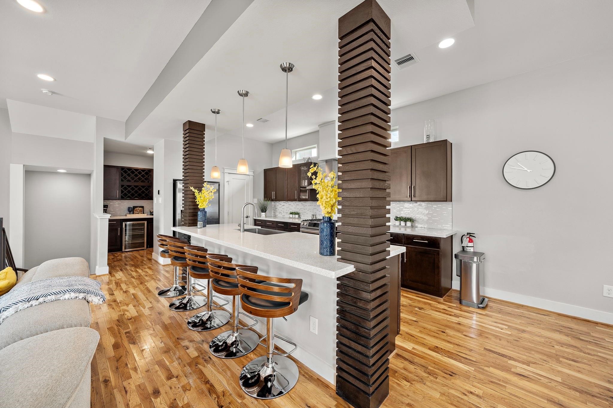 4309 Marina Street Houston, TX 77007 - Photo 4 of 24