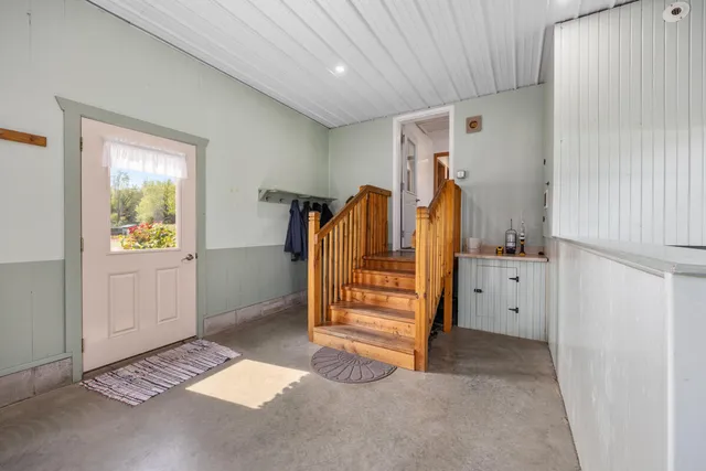 $1,075,000 | 10582 East 80th Street, Reed City, MI 49677