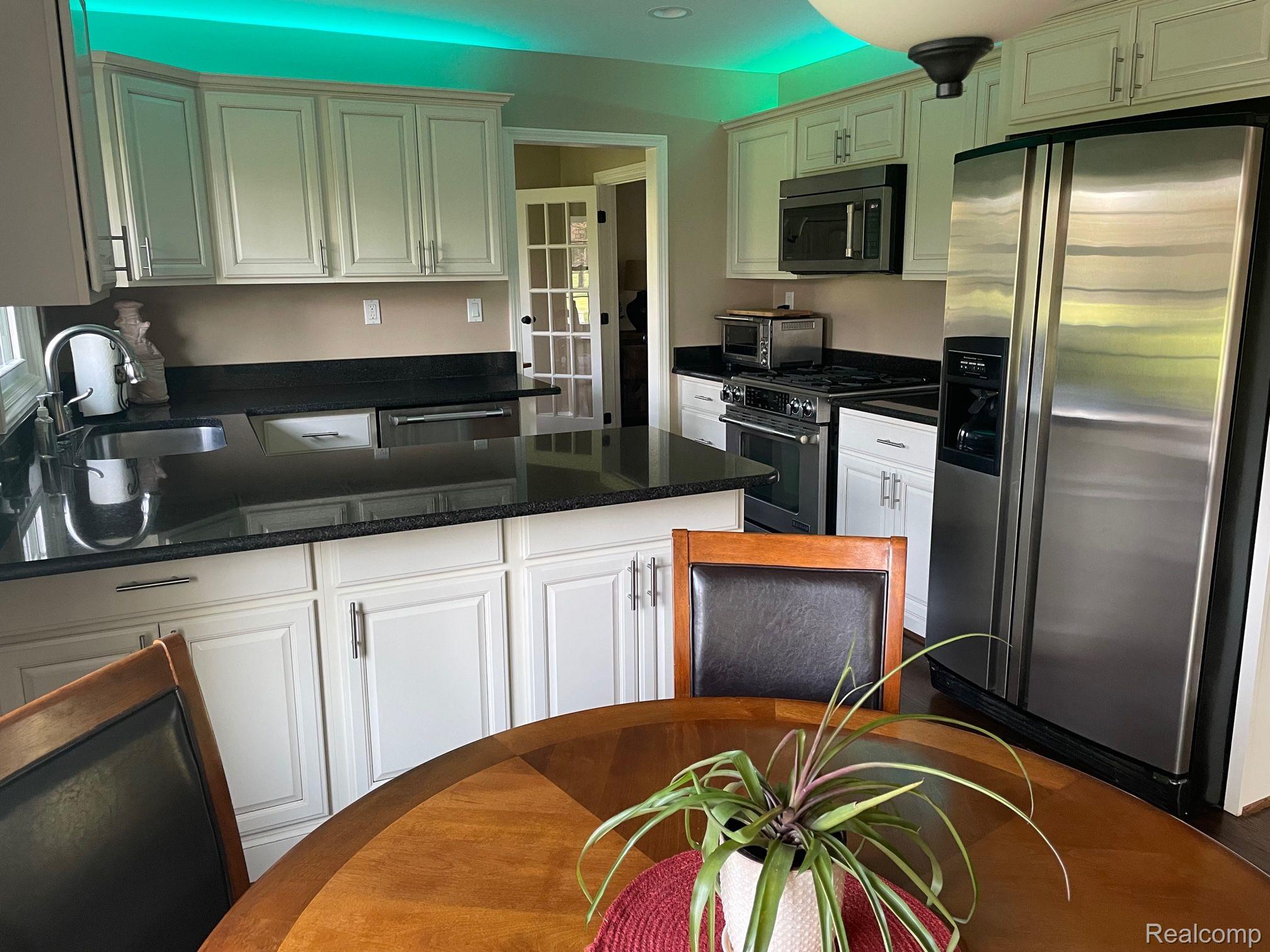 1880 Granger Road Oxford, MI 48371 - Photo 15 of 25 KITCHEN
