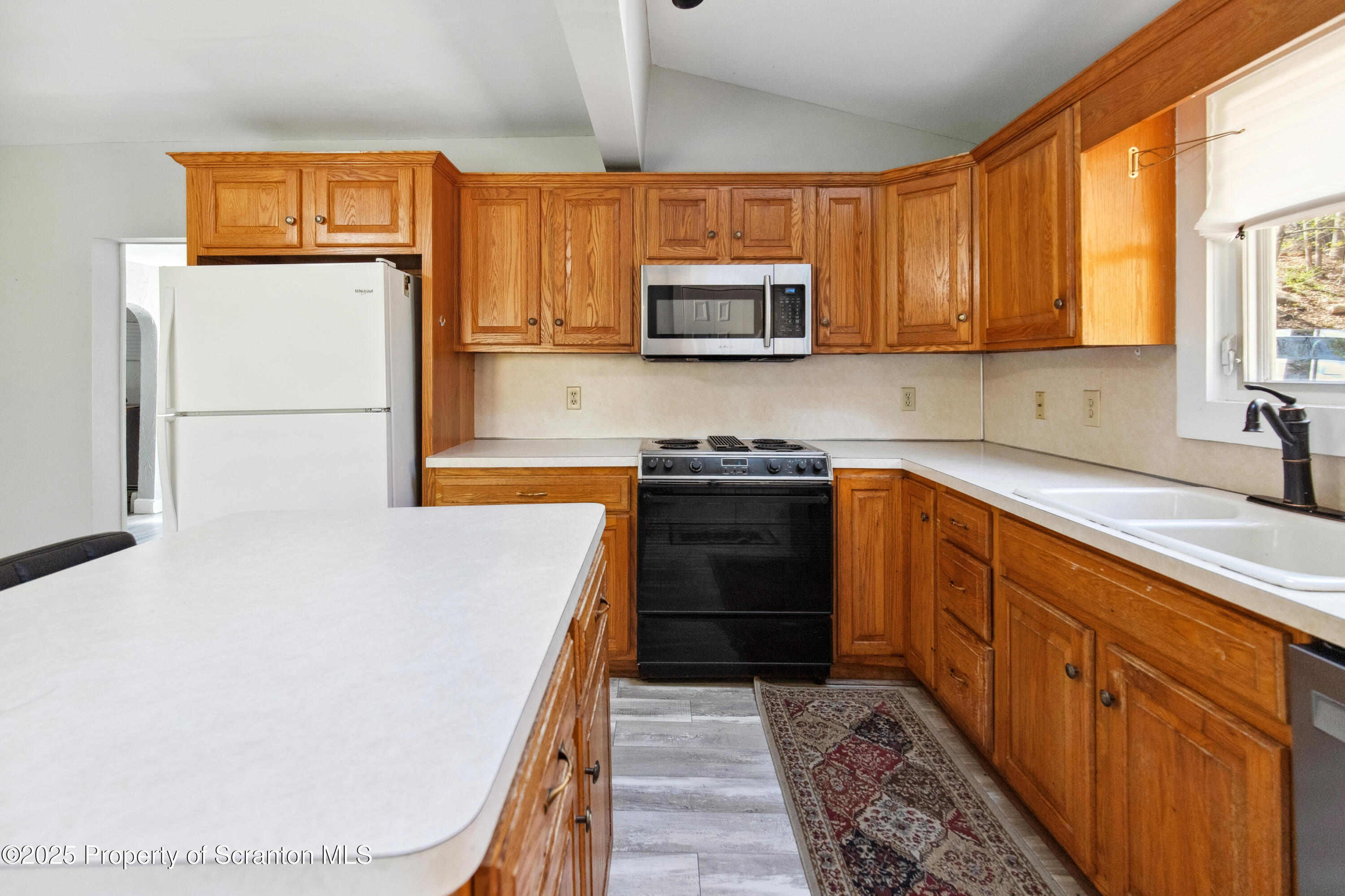 675 Apple Tree Road Pittston, PA 18643 - Photo 7 of 46 Kitchen