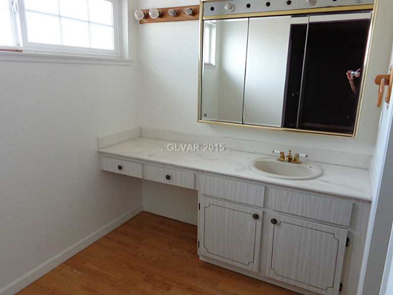 225 South Roland Wiley Las Vegas, NV 89145 - Photo 7 of 14 Master Bath/Spa. ALL NEW CARPET AND PAINT