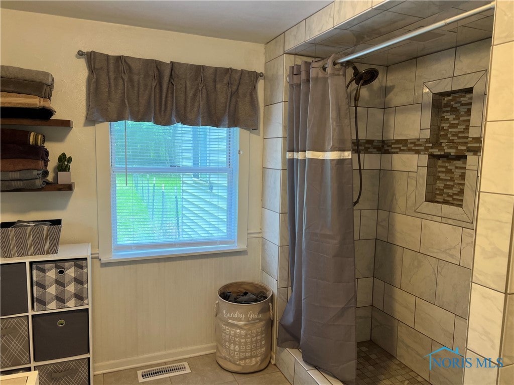 4203 Co Road Liberty Center, OH 43532 - Photo 8 of 15 Gallery Image 8