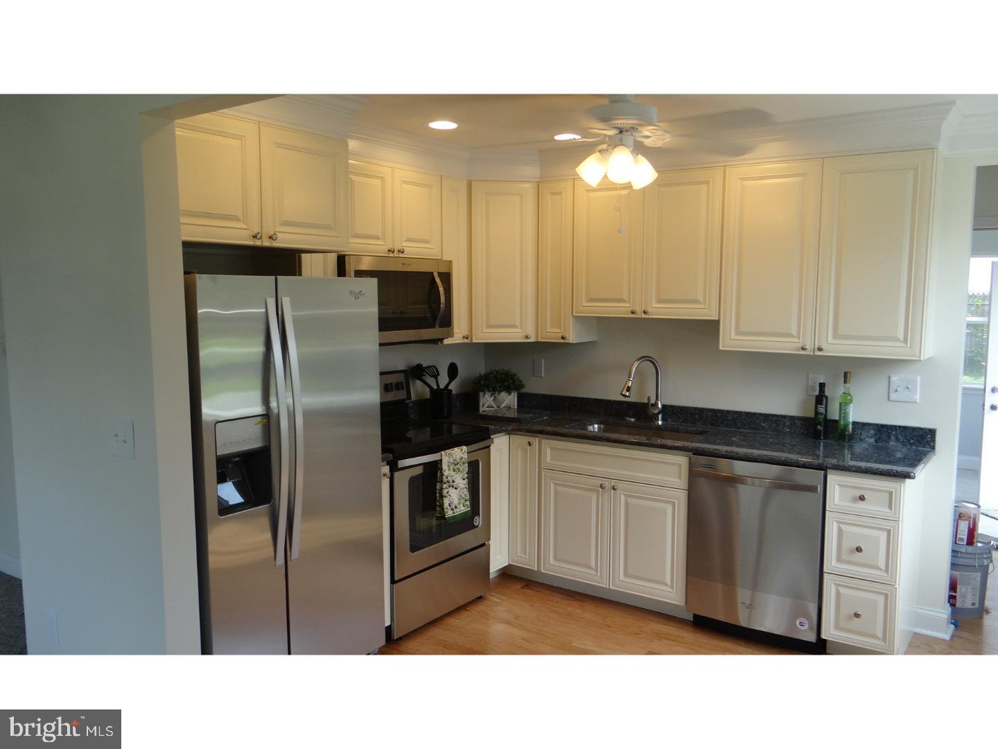 28 Paul Road New Castle, DE 19720 - Photo 3 of 21 Gallery Image 3
