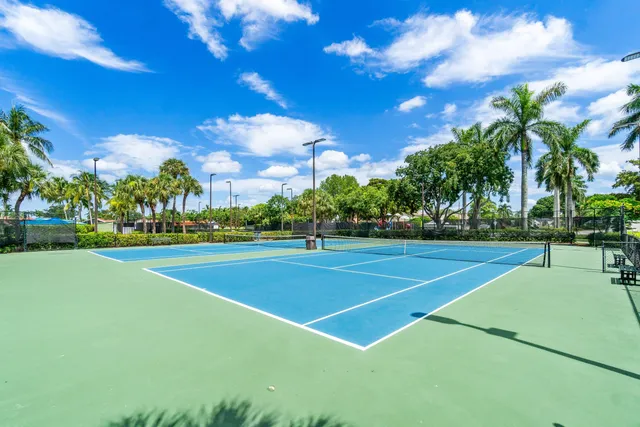 $637,500 | 6380 Bridgeport Lane, Lake Worth, FL 33463