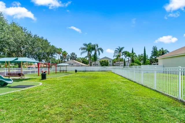$637,500 | 6380 Bridgeport Lane, Lake Worth, FL 33463