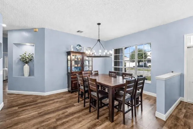 $637,500 | 6380 Bridgeport Lane, Lake Worth, FL 33463