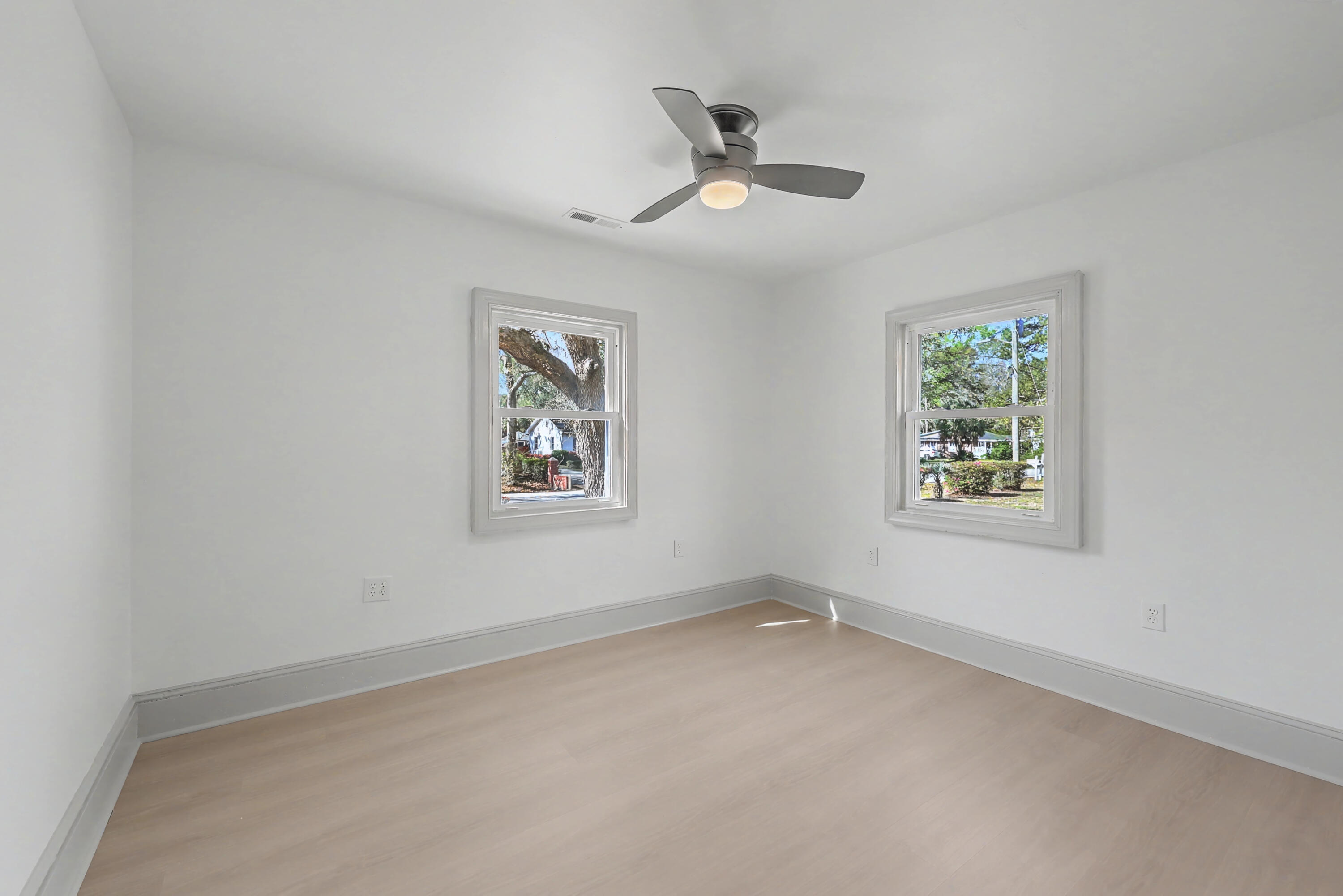 1509 Rainbow Road Charleston, SC 29412 - Photo 28 of 36 Gallery Image 28