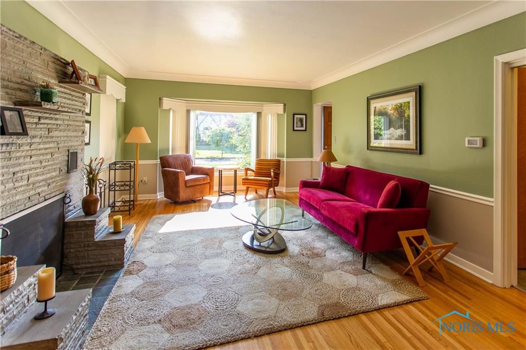 2435 Goddard Road Toledo, OH 43606 - Photo 5 of 35 HARDWOOD FLOORS