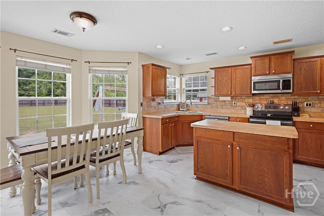 435 Poole Road Ludowici, GA 31316 - Photo 6 of 20