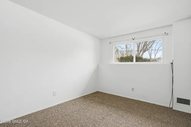 $7,500 | 4 Split Timber Place, Riverside, CT 06878