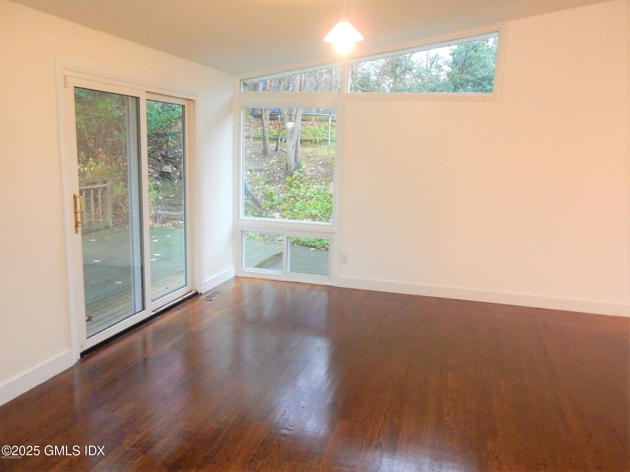 4 Split Timber Place Riverside, CT 06878 - Photo 17 of 23 20200518195216046843000000-o