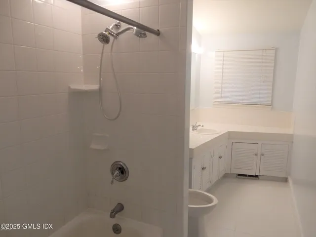 $7,500 | 4 Split Timber Place, Riverside, CT 06878