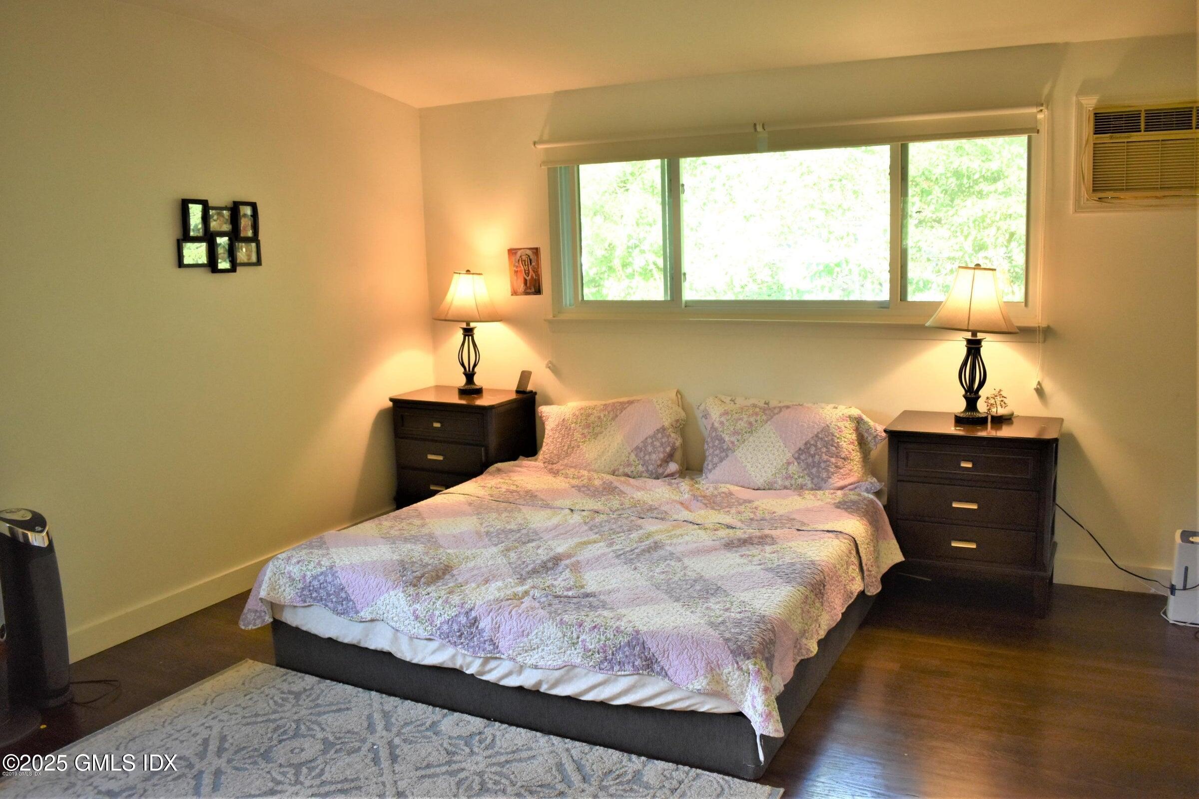 4 Split Timber Place Riverside, CT 06878 - Photo 10 of 23 20200518195227962788000000-o