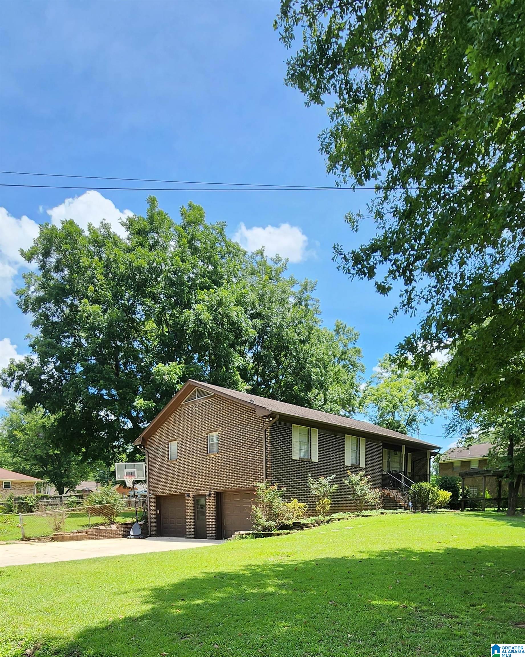 1560 Oak Lane Bessemer, AL 35023 - Photo 4 of 45
