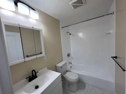 $2,000 | 395 Mendon Road, North Smithfield, RI 02896