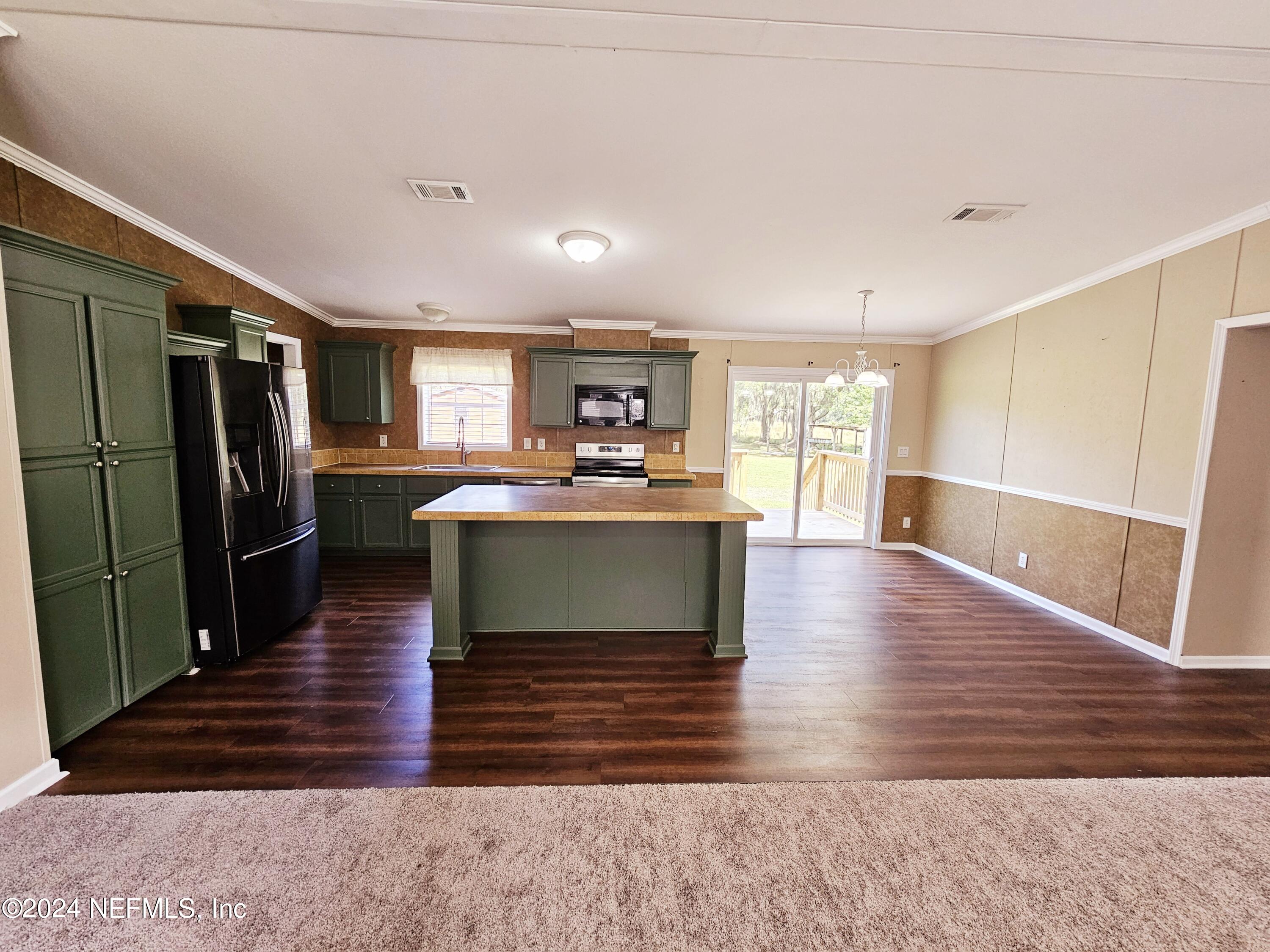 48124 Whittaker Road Hilliard, FL 32046 - Photo 8 of 45 20241023_131631