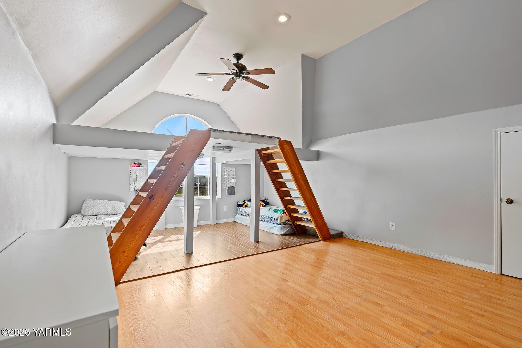 321 Gangl Road Wapato, WA 98951 - Photo 33 of 54 321 Gangl Rd Interiors-8