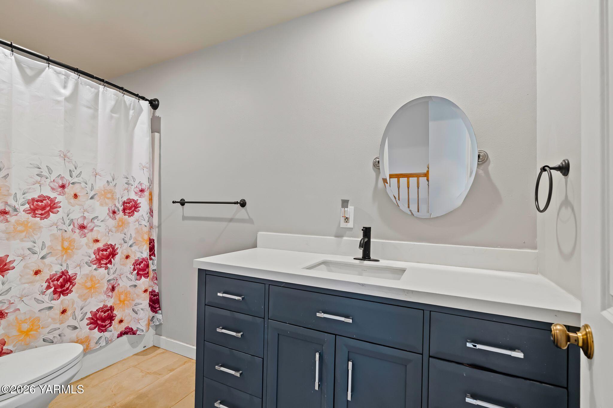 321 Gangl Road Wapato, WA 98951 - Photo 34 of 54 321 Gangl Rd Interiors-9