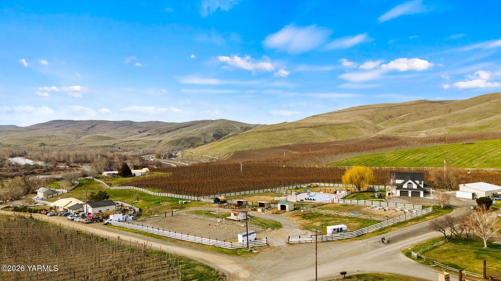 321 Gangl Road Wapato, WA 98951 - Photo 8 of 54 8_321 Gangl Rd Aerials-5