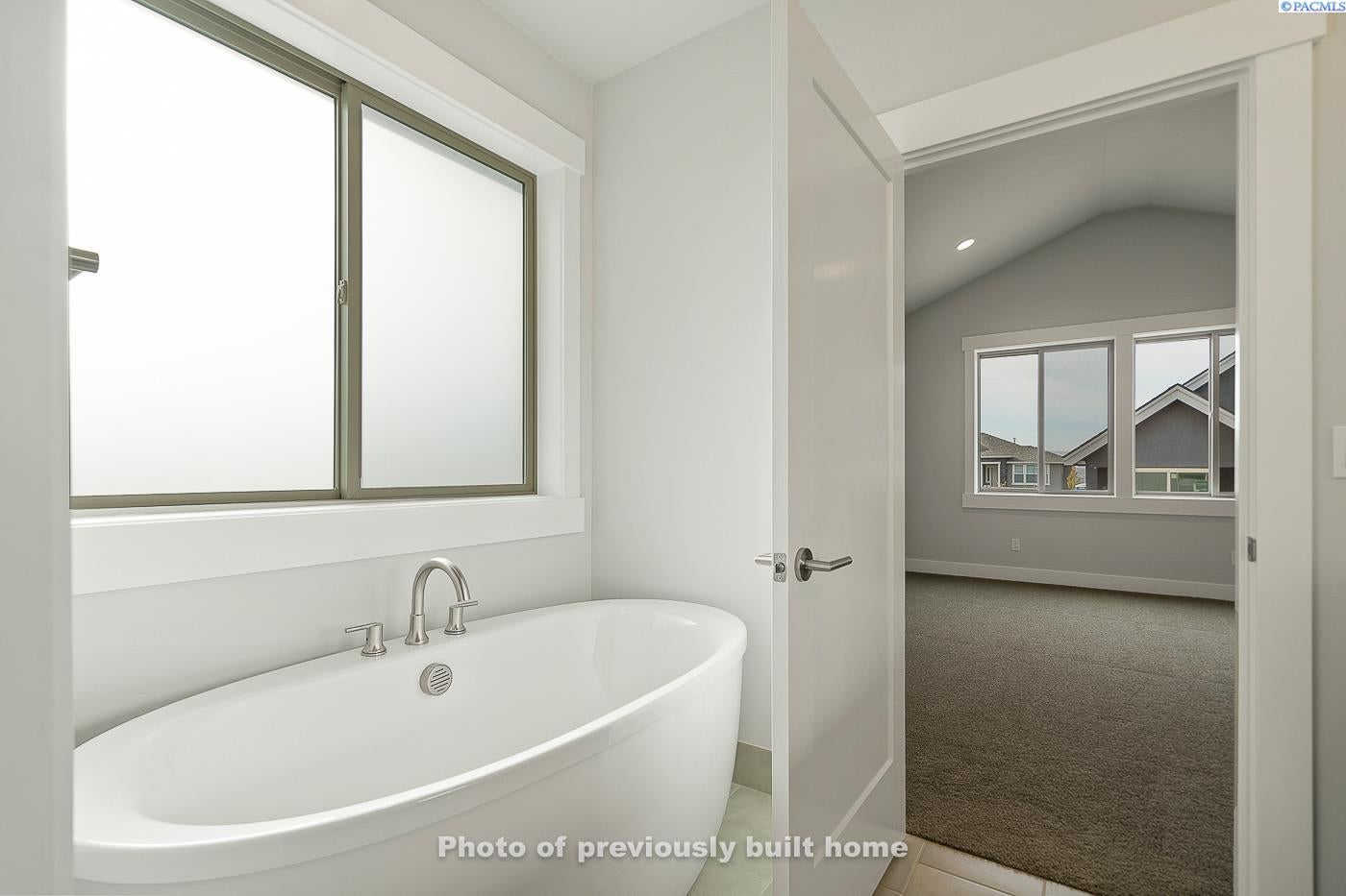 3174 Quail Rdg Loop Richland, WA 99353 - Photo 5 of 30 Gallery Image 5