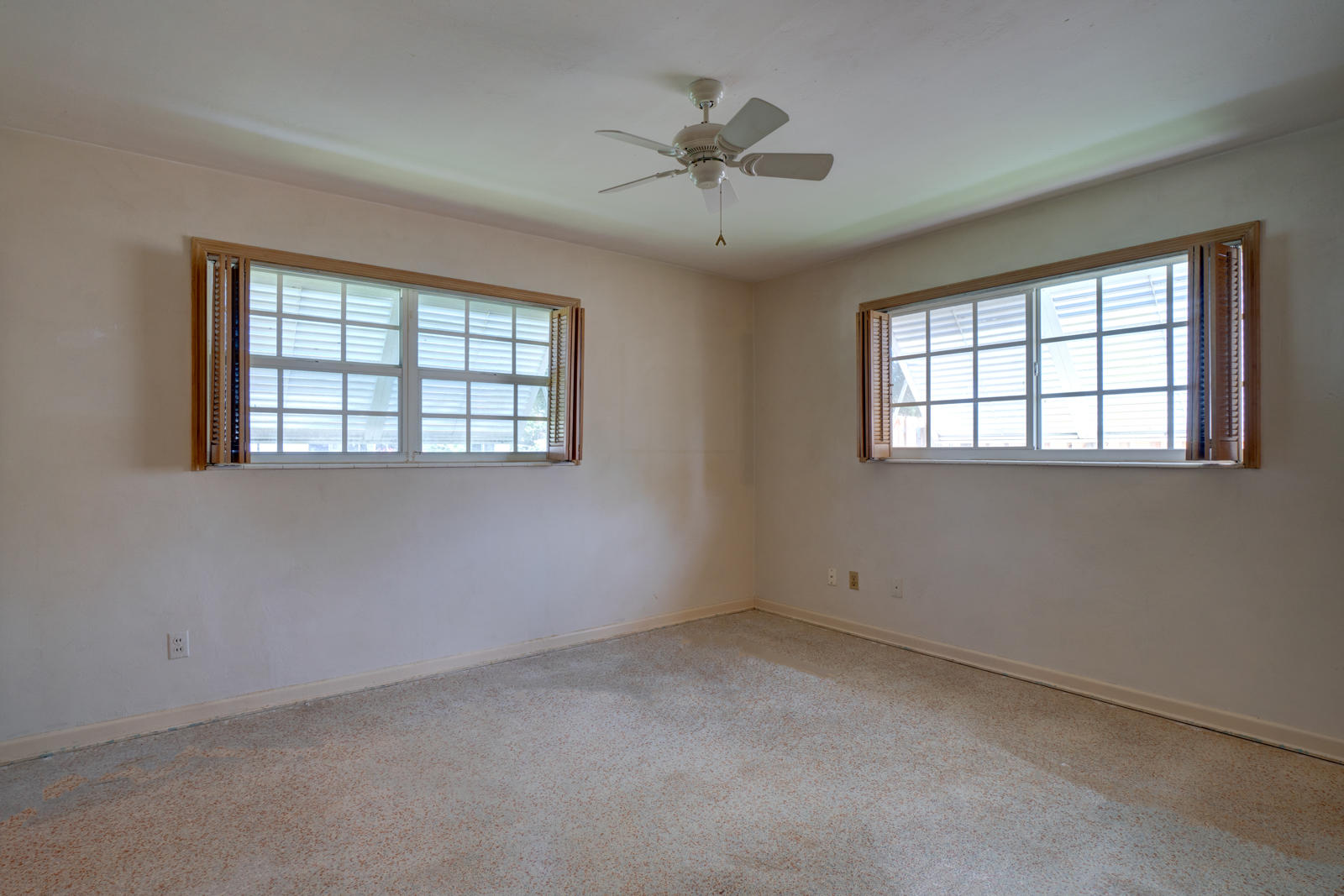 454 Northeast 28th Road Boca Raton, FL 33431 - Photo 12 of 24 Front Master Bedroom