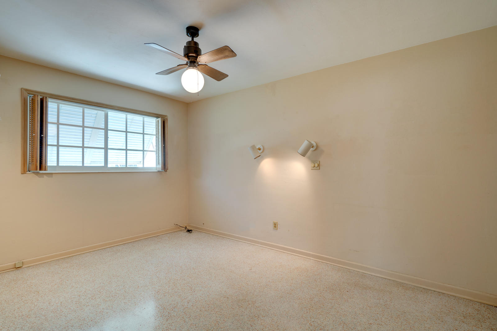 454 Northeast 28th Road Boca Raton, FL 33431 - Photo 17 of 24 3rd Bedroom