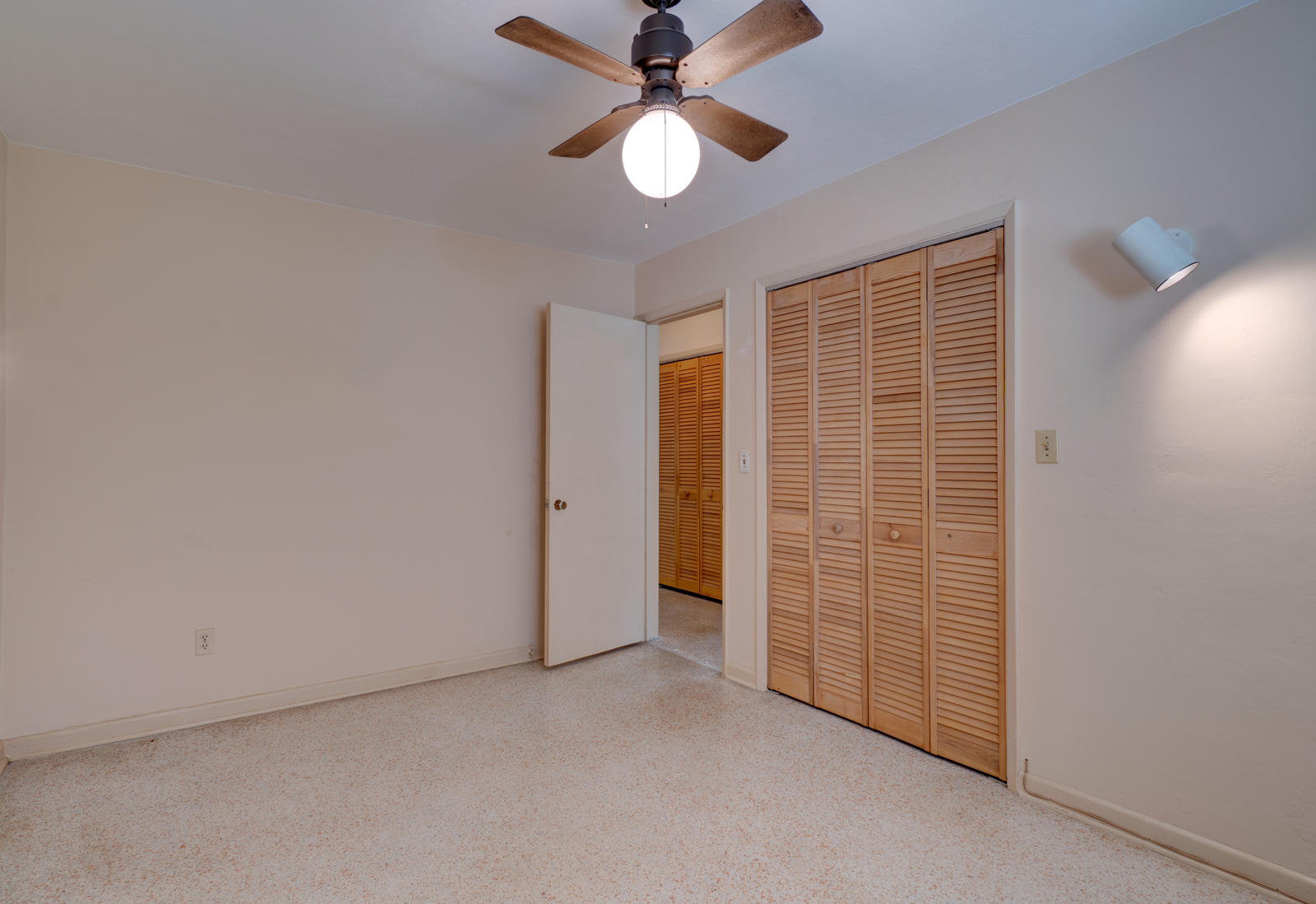 454 Northeast 28th Road Boca Raton, FL 33431 - Photo 18 of 24 3rd Bedroom