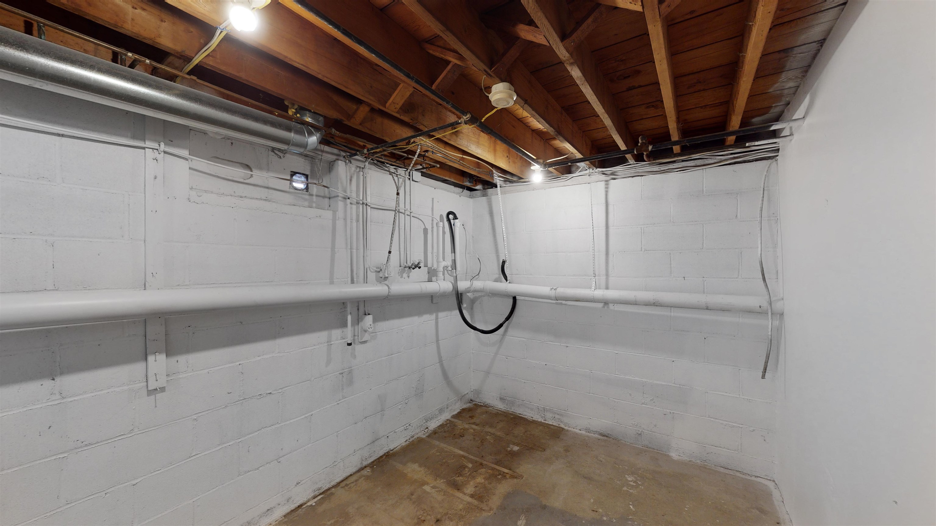 20 Thornton Road Nashua, NH 03063 - Photo 22 of 33 Gallery Image 22