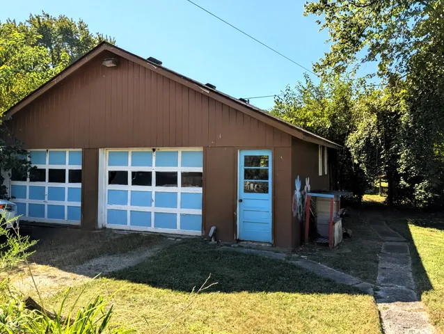 $179,900 | 107 West Main Street, Westport, IN 47283