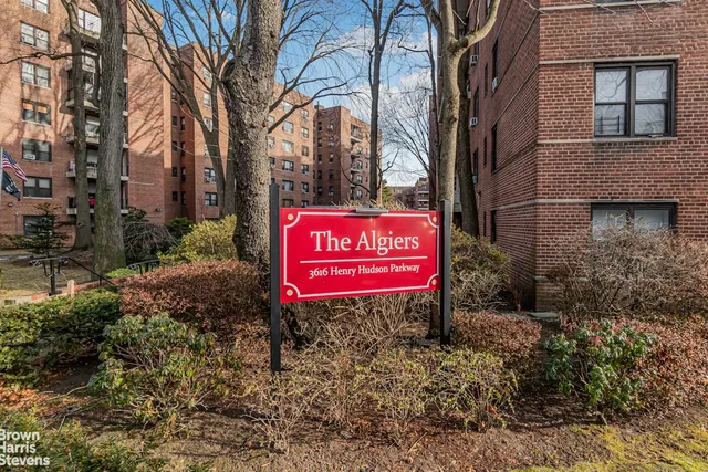 $509,000 | 3616 Henry Hudson Parkway, Unit 7AS | Central Riverdale