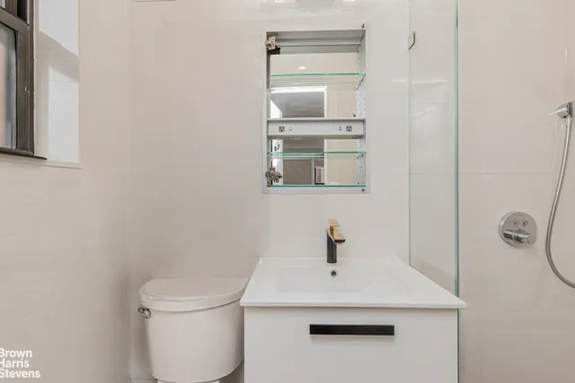 $509,000 | 3616 Henry Hudson Parkway, Unit 7AS | Central Riverdale